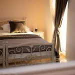 Villa Whitestone
