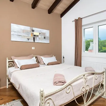 Whitestone Vila Šibenik