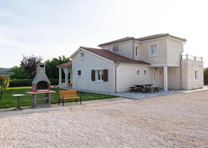 Whitestone * Šibenik